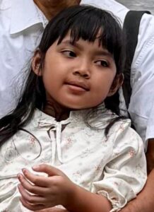 2.Irsyabilla Yusafina Satria